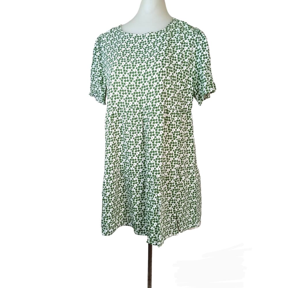 Magnolia Boutique Women's Medium Mini Dress Green Floral Patterned BabyDoll